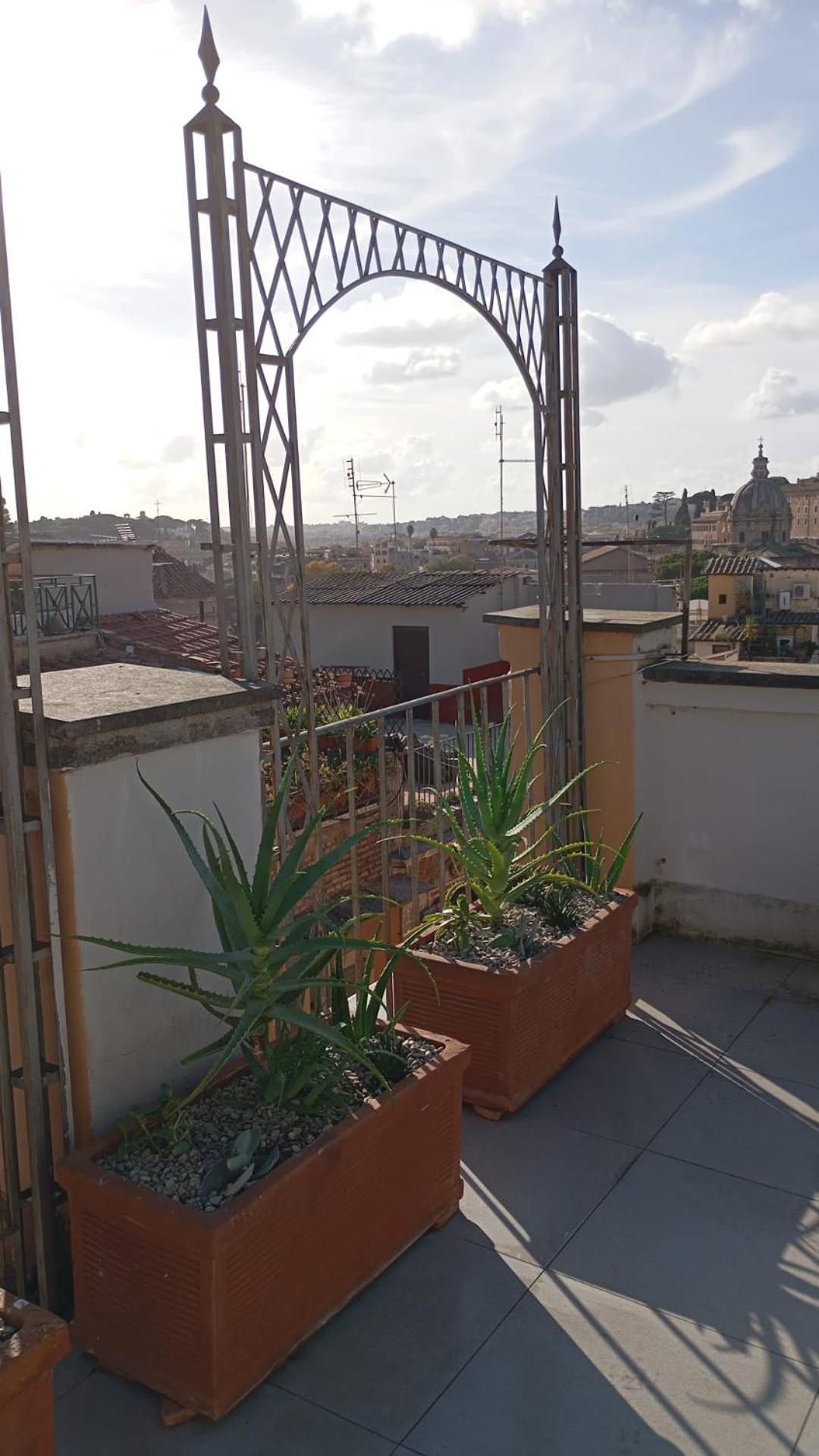 Colosseum Exclusive Duplex Рим Экстерьер фото